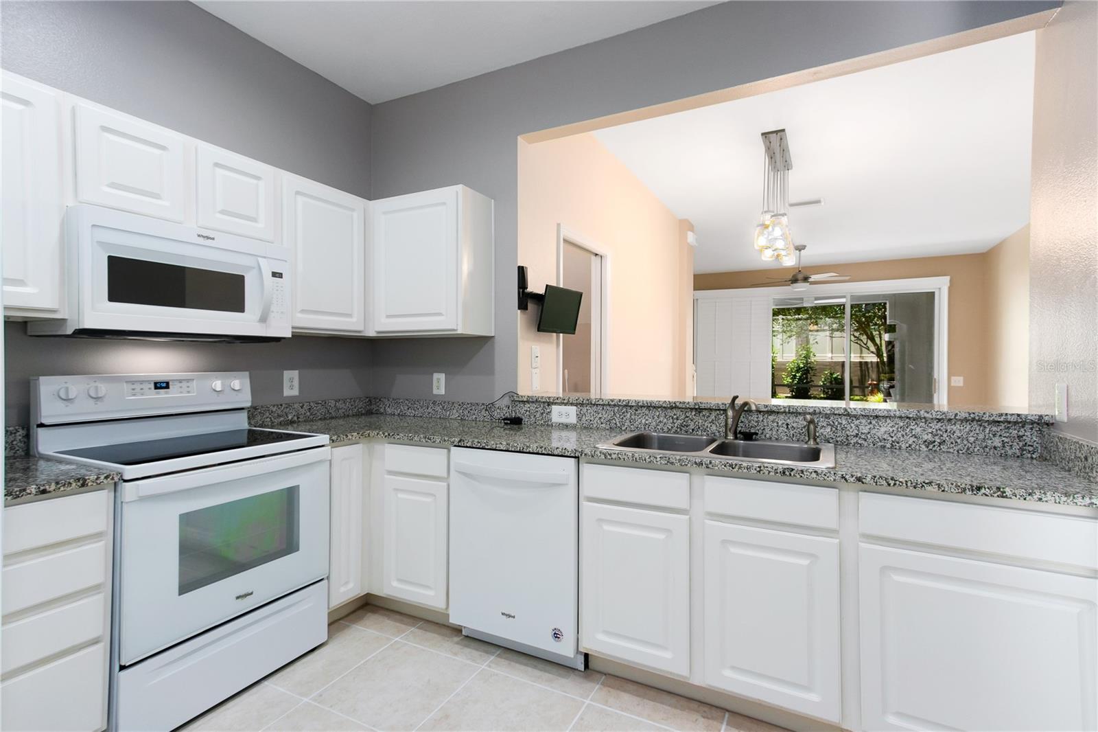 3326 COVERED BRIDGE DR W, DUNEDIN, FL, 34698