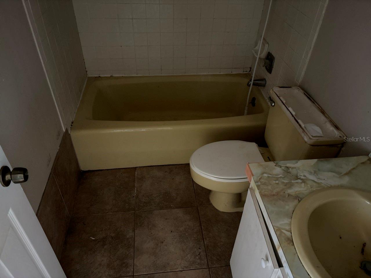 5203 2ND AVENUE DR NW, BRADENTON, FL, 34209