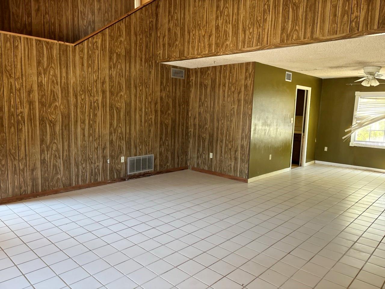 5203 2ND AVENUE DR NW, BRADENTON, FL, 34209
