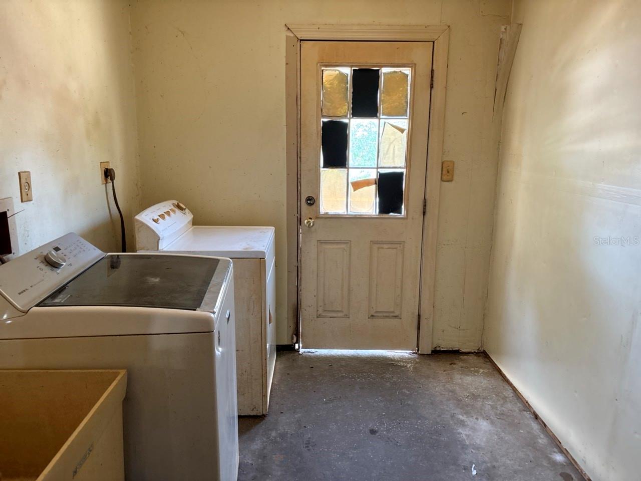5203 2ND AVENUE DR NW, BRADENTON, FL, 34209