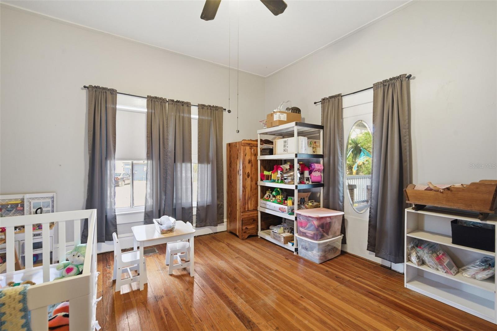 1201 W REYNOLDS ST, PLANT CITY, FL, 33563