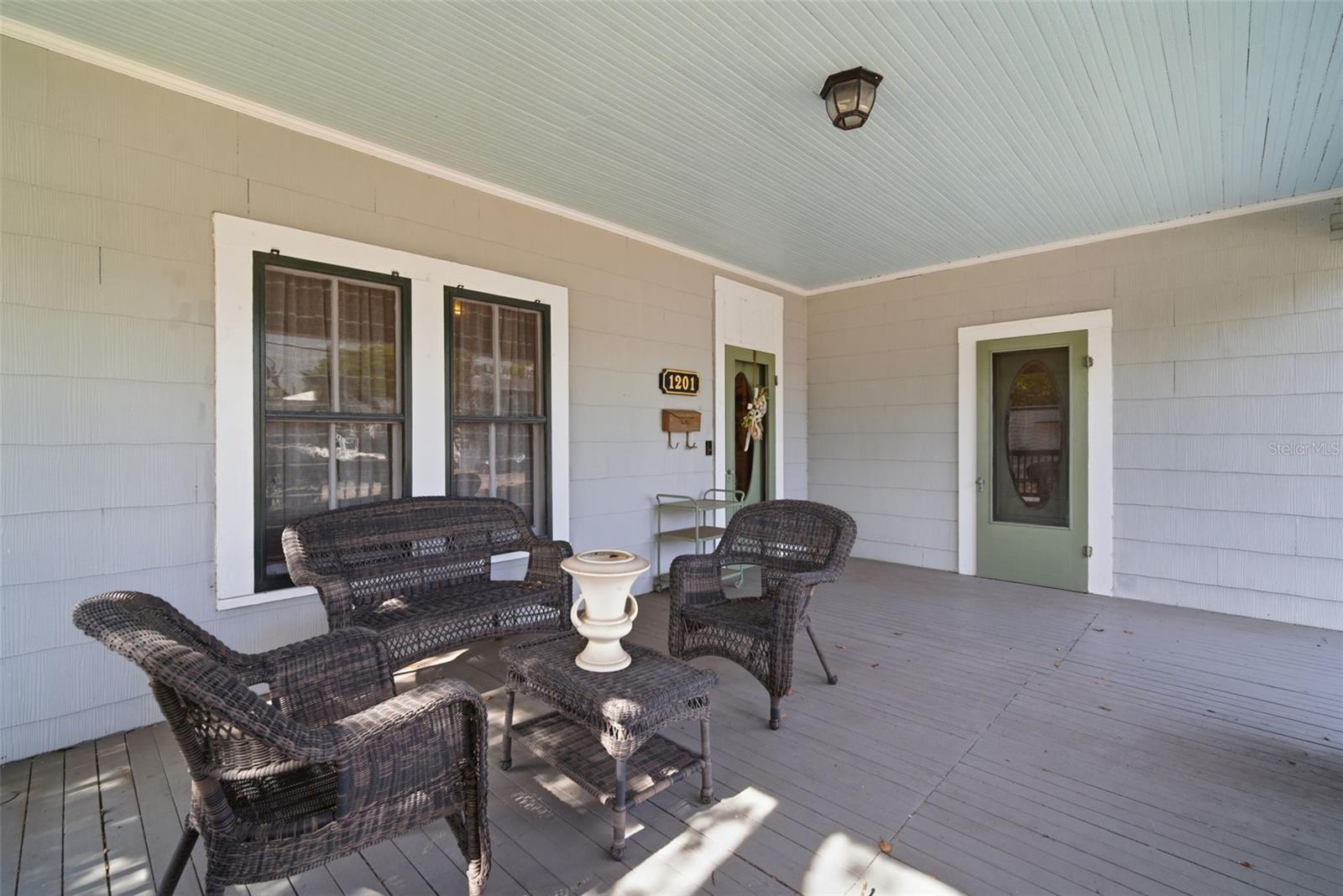 1201 W REYNOLDS ST, PLANT CITY, FL, 33563