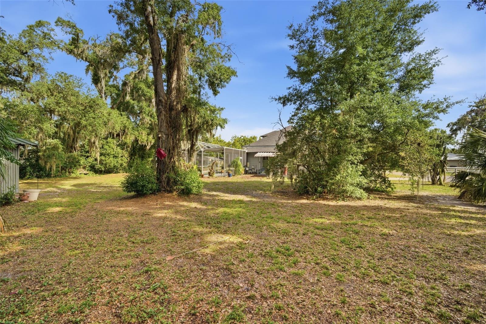 1201 W REYNOLDS ST, PLANT CITY, FL, 33563
