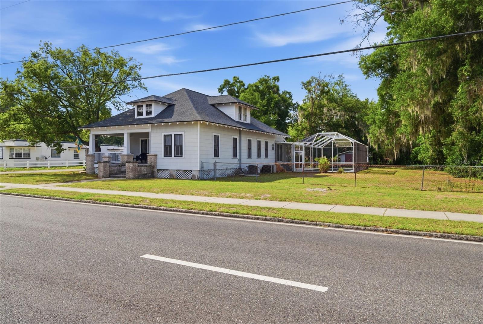 1201 W REYNOLDS ST, PLANT CITY, FL, 33563