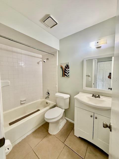 19 LAGO MESA WAY, KISSIMMEE, FL, 34743