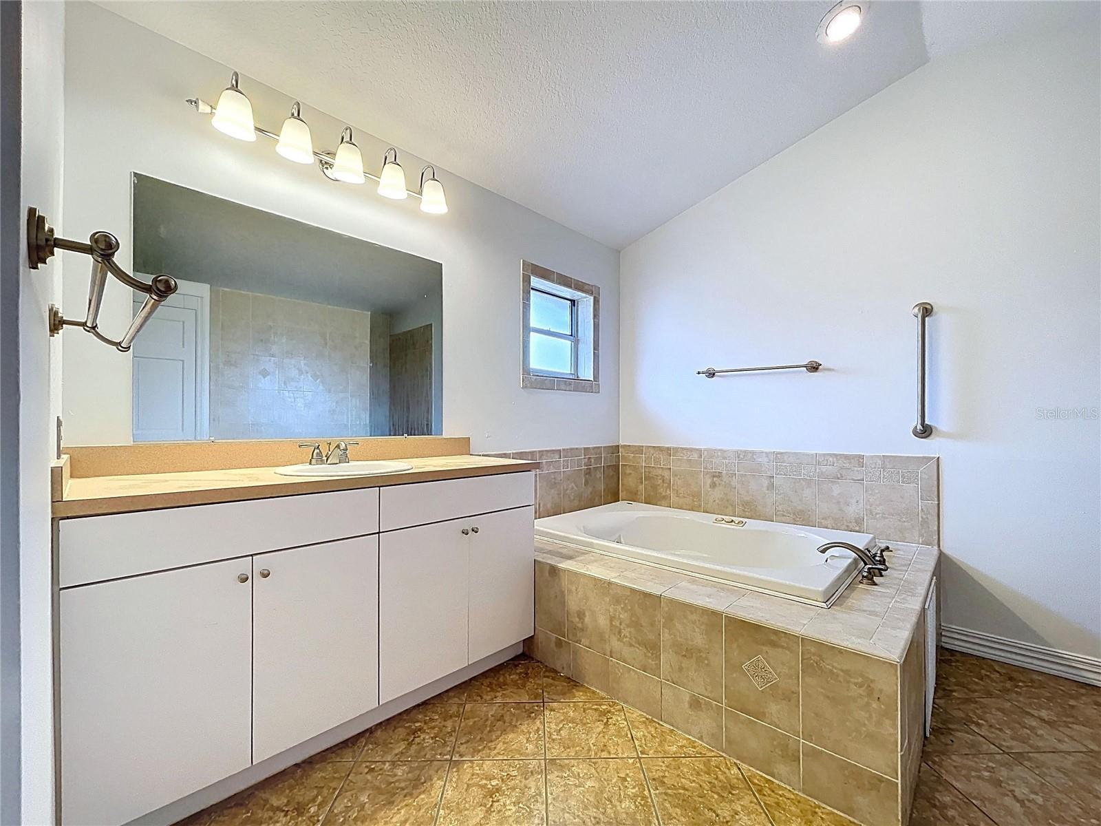 2360 SUTTON PL, SPRING HILL, FL, 34608
