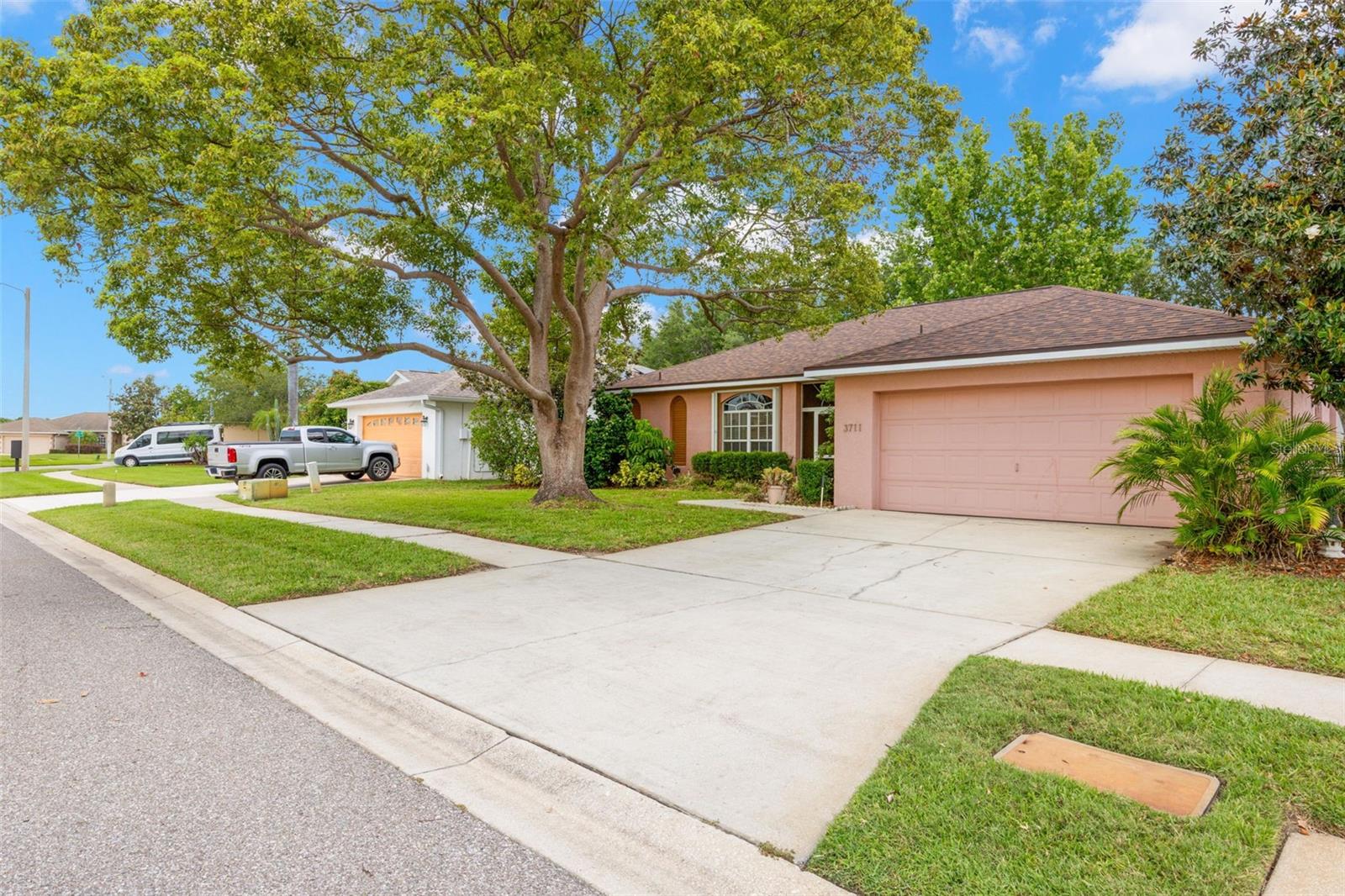 3711 PALMAS LN, SUN CITY CENTER, FL, 33573