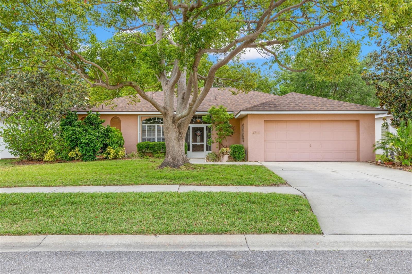 3711 PALMAS LN, SUN CITY CENTER, FL, 33573