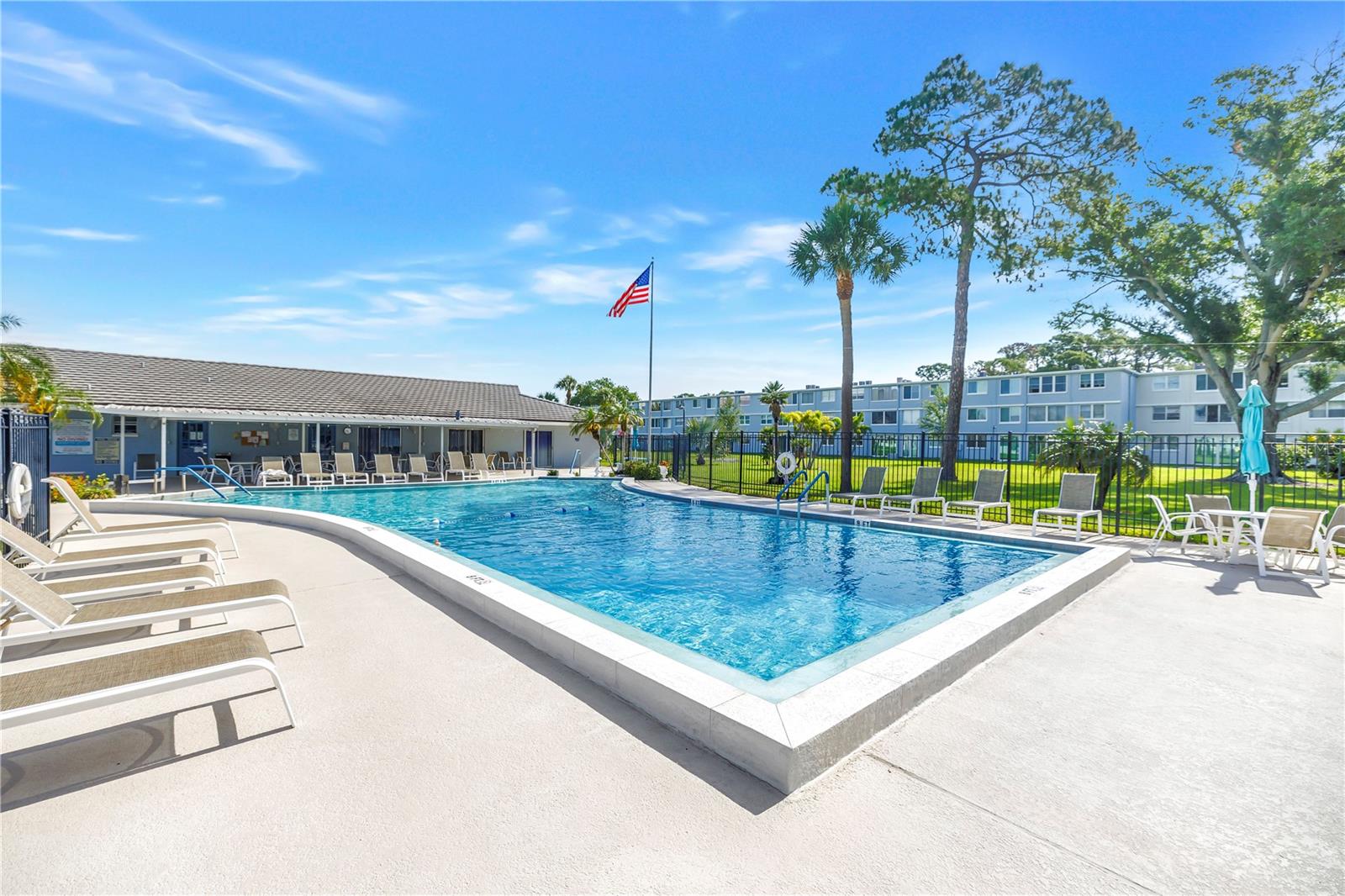 4720 LOCUST ST NE #318, ST PETERSBURG, FL, 33703