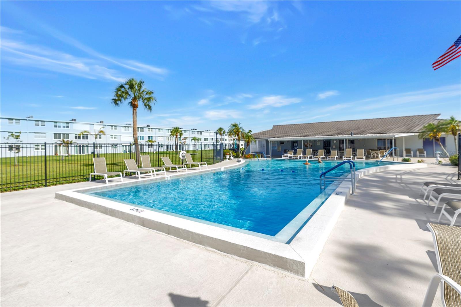 4720 LOCUST ST NE #318, ST PETERSBURG, FL, 33703