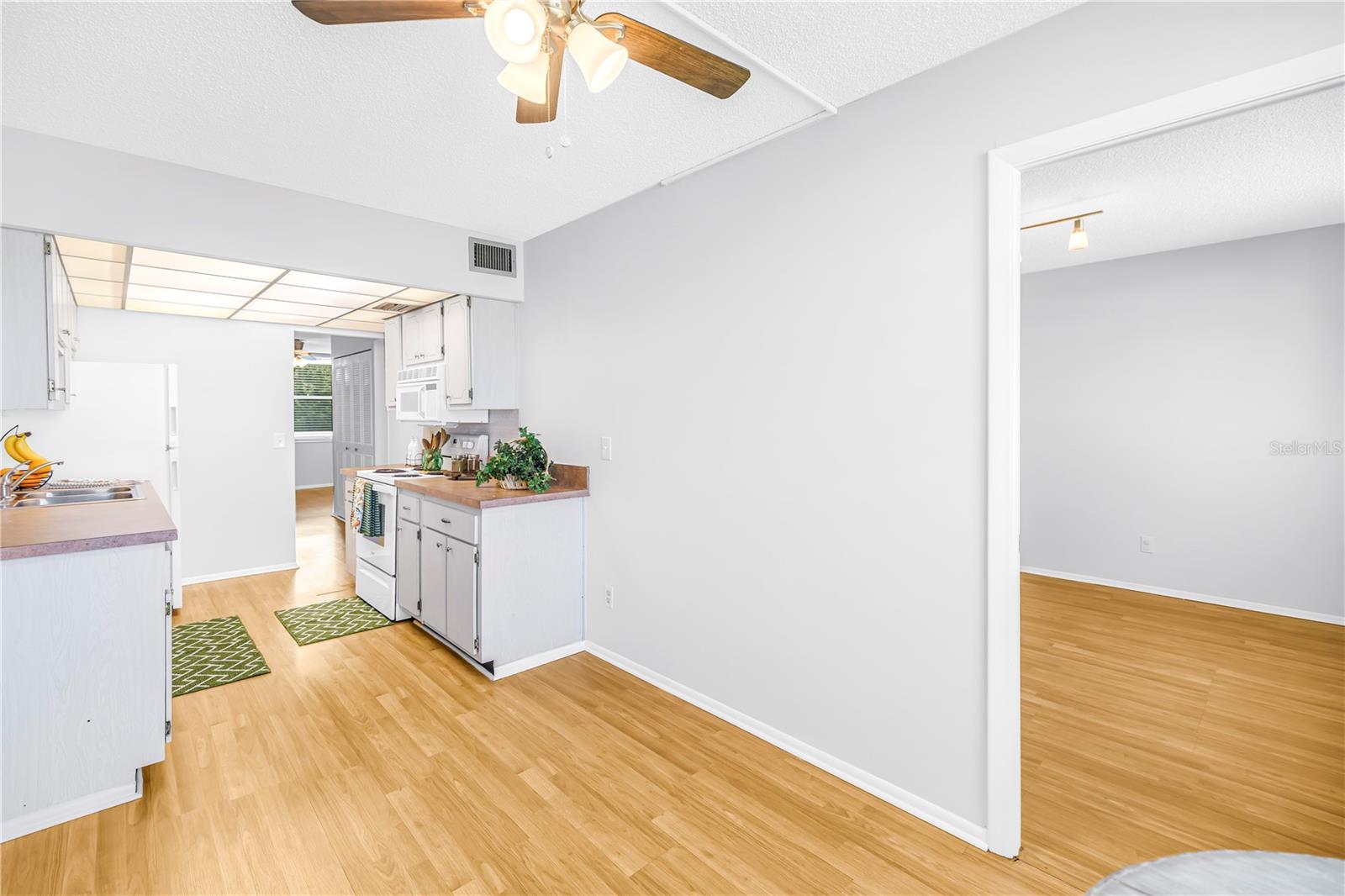 4720 LOCUST ST NE #318, ST PETERSBURG, FL, 33703