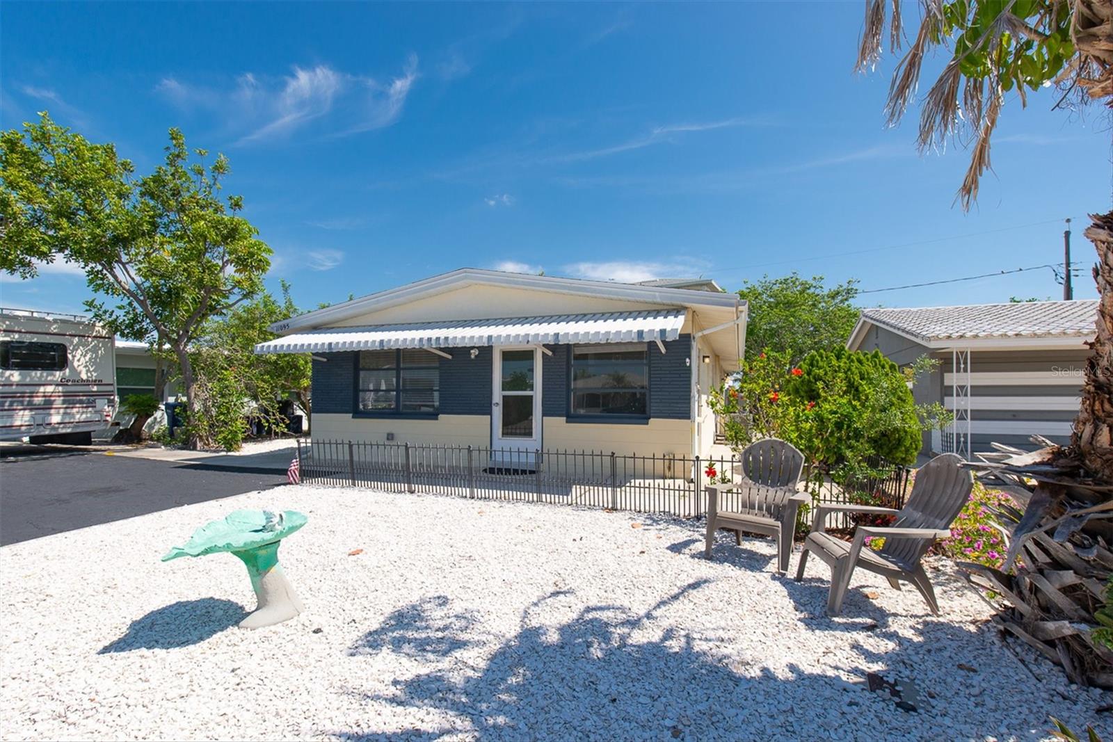 11095 2ND ST E #Unit B, TREASURE ISLAND, FL, 33706