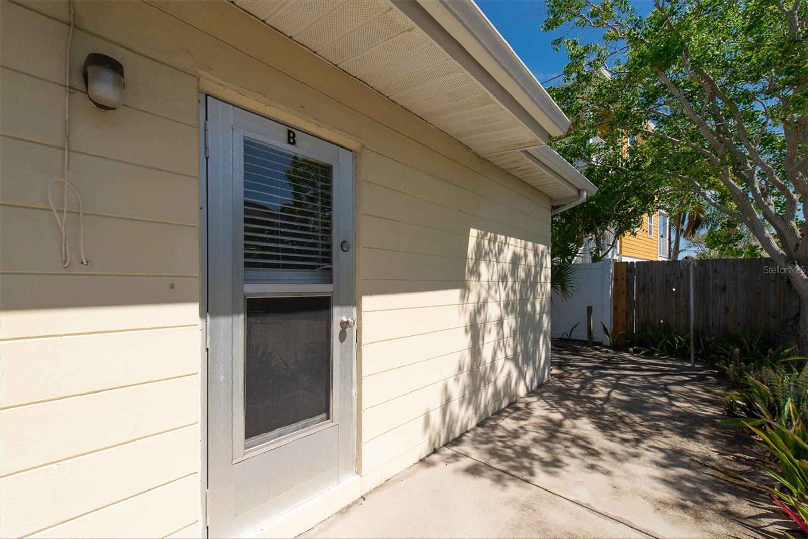 11095 2ND ST E #Unit B, TREASURE ISLAND, FL, 33706