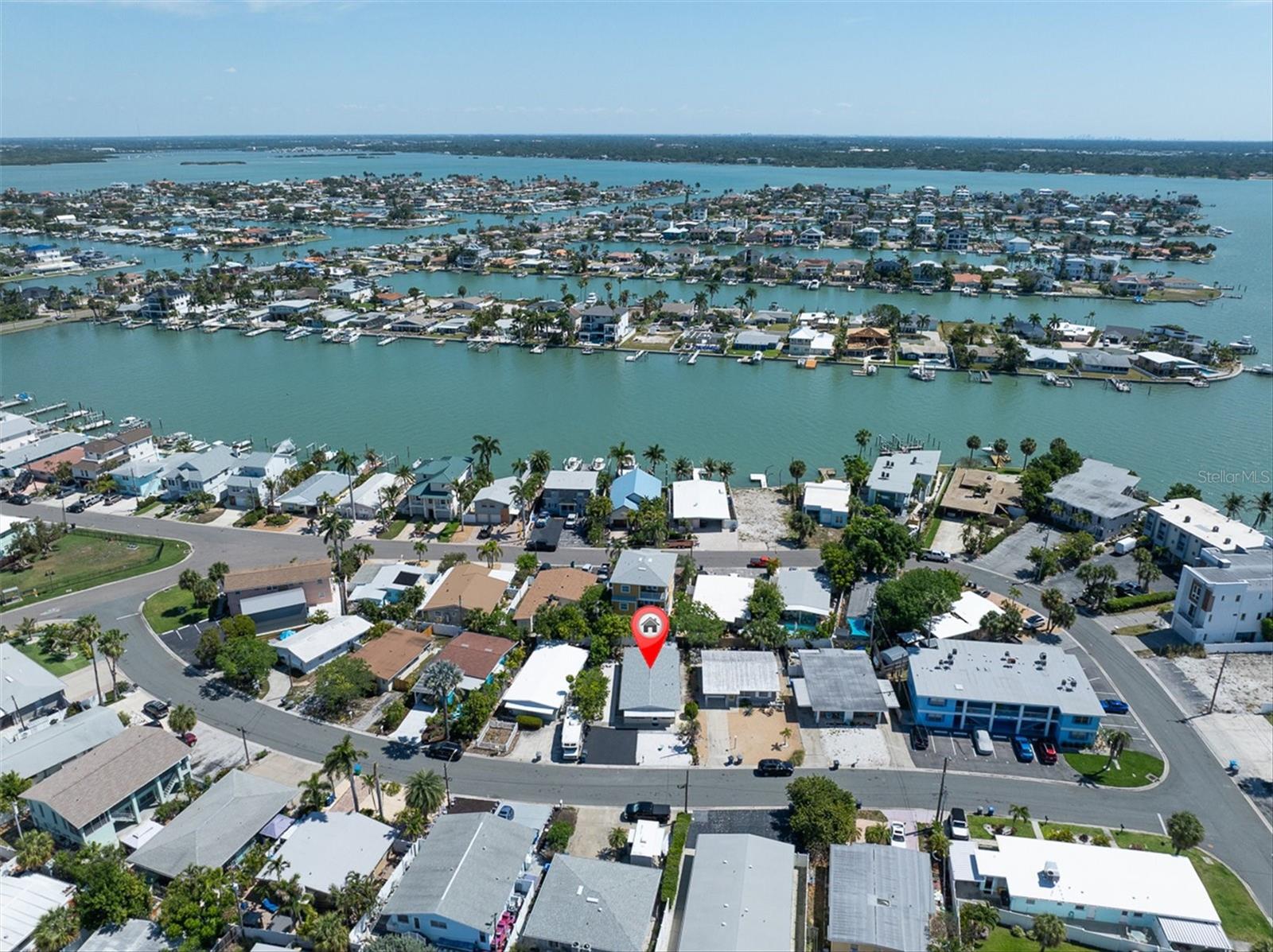 11095 2ND ST E #Unit B, TREASURE ISLAND, FL, 33706