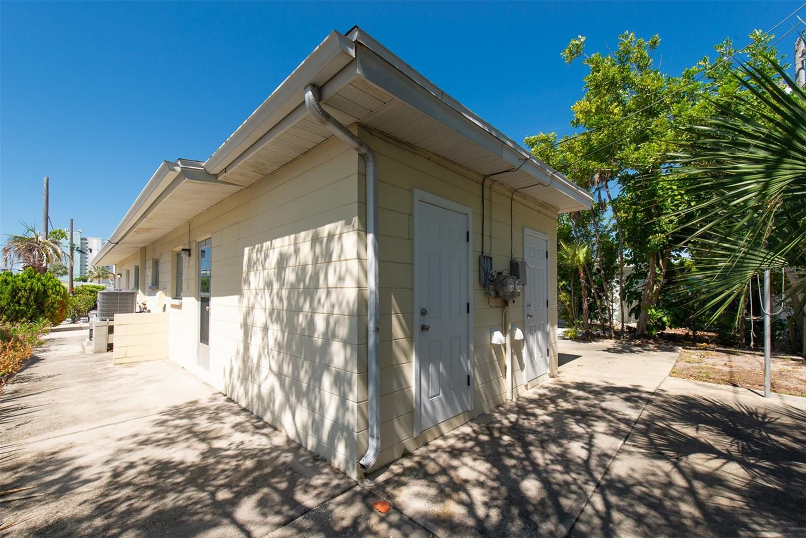 11095 2ND ST E #Unit B, TREASURE ISLAND, FL, 33706