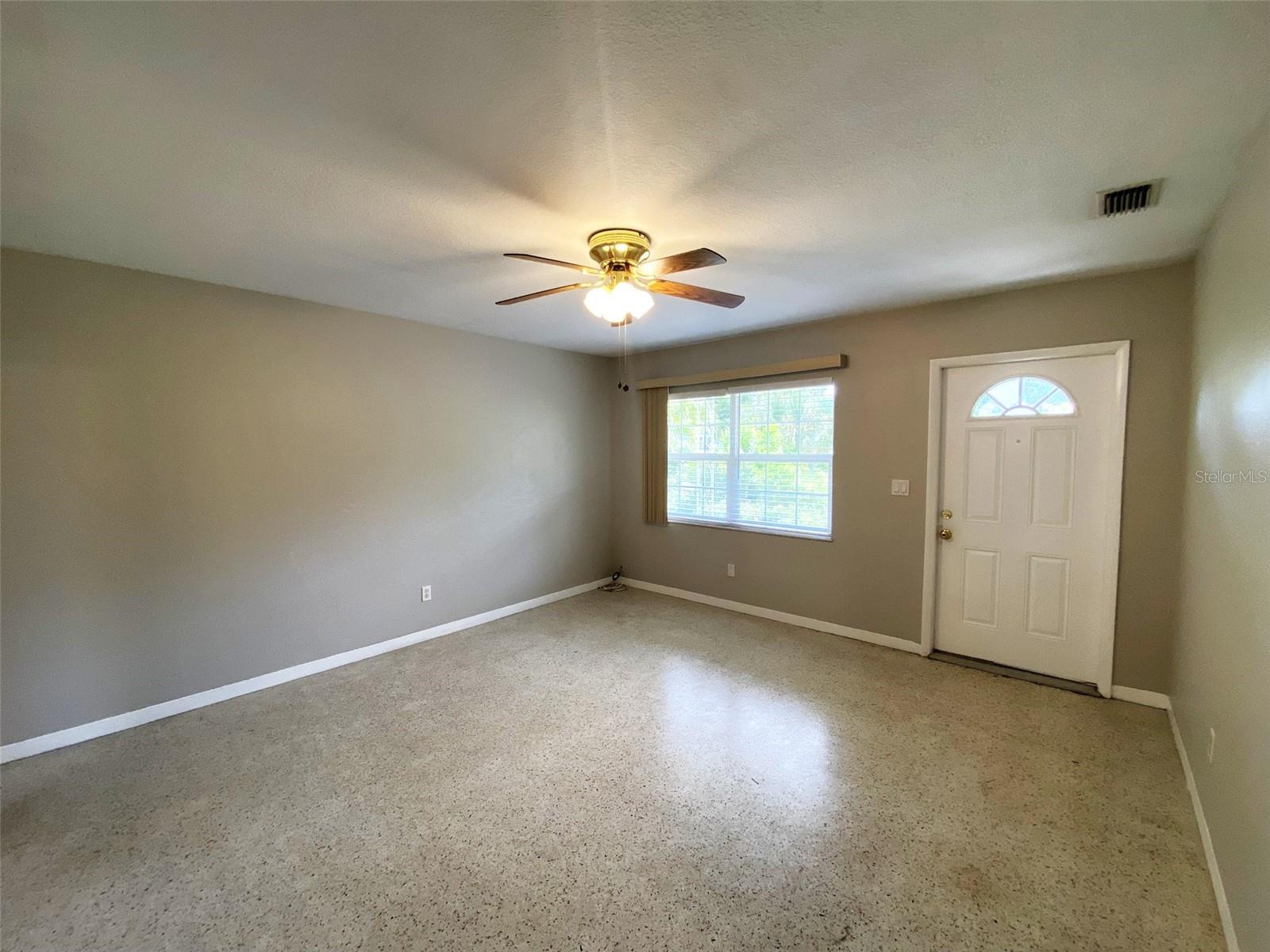 5545 3RD AVE N, ST PETERSBURG, FL, 33710