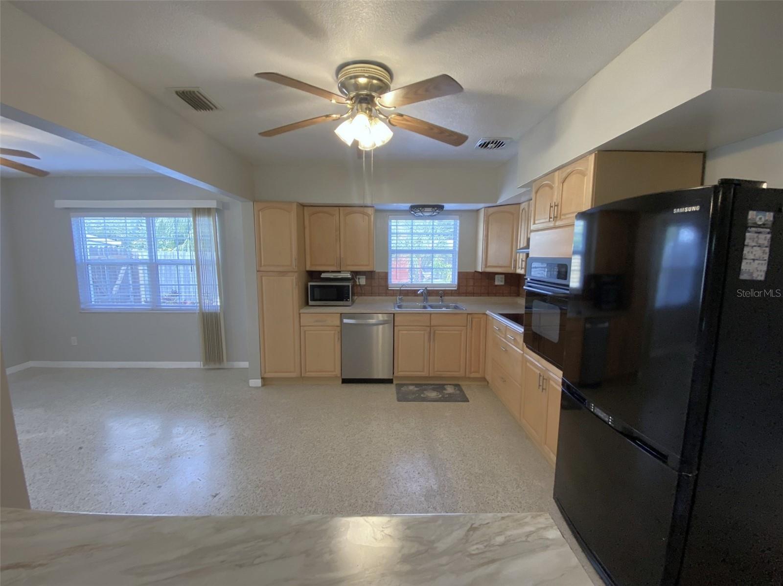 5545 3RD AVE N, ST PETERSBURG, FL, 33710