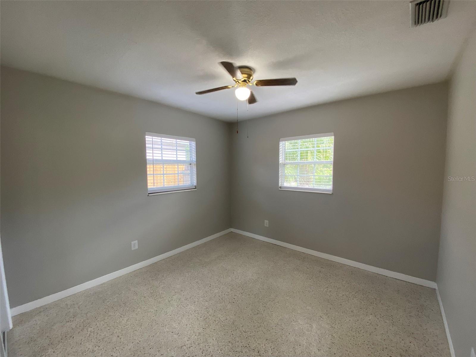 5545 3RD AVE N, ST PETERSBURG, FL, 33710