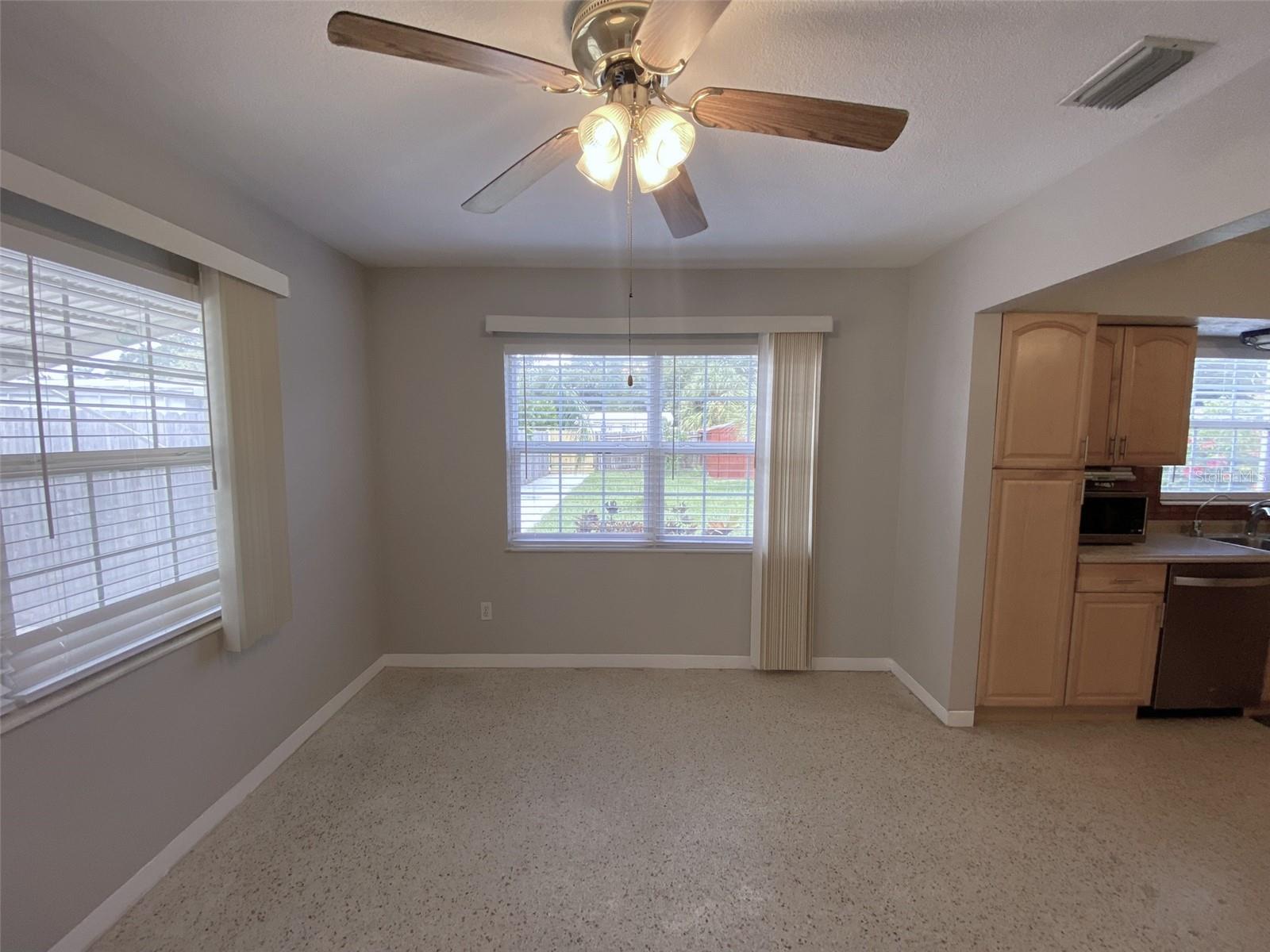 5545 3RD AVE N, ST PETERSBURG, FL, 33710