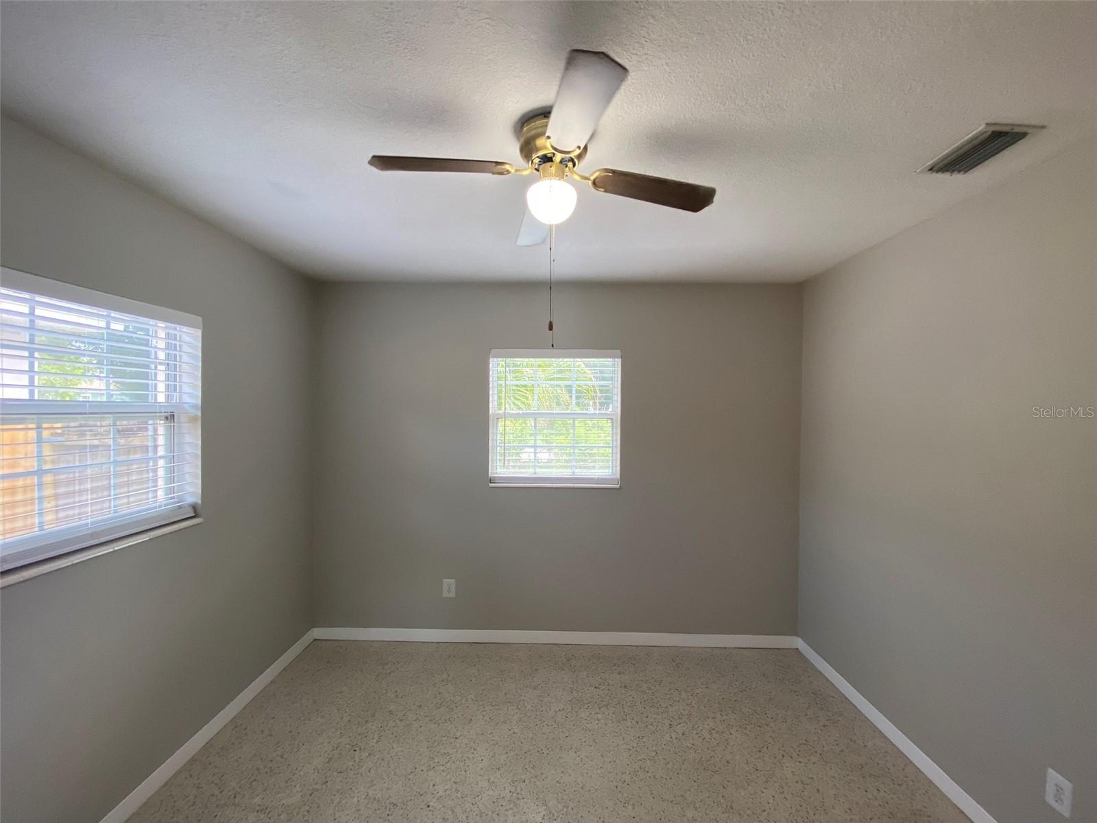 5545 3RD AVE N, ST PETERSBURG, FL, 33710