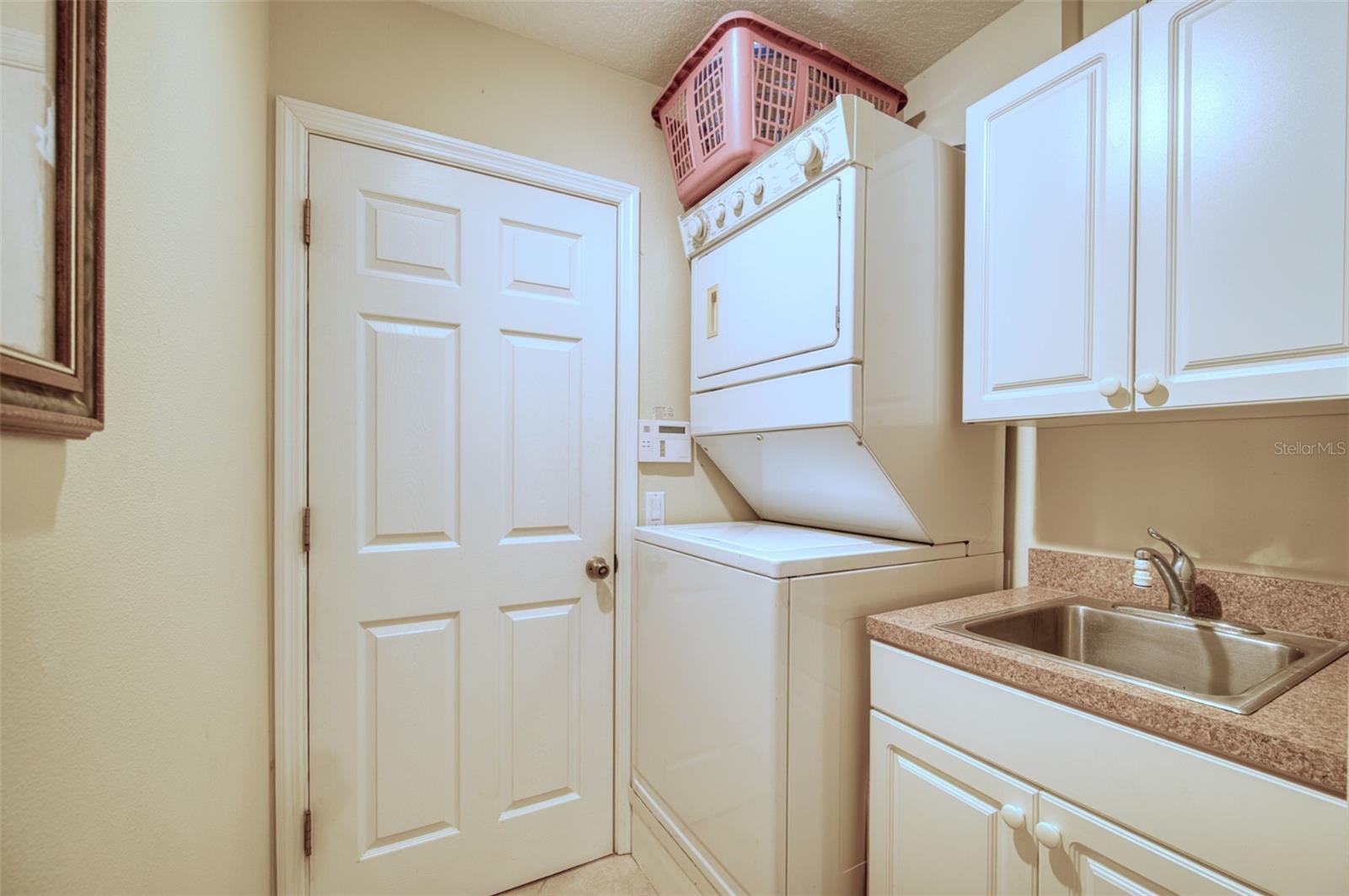 541 FALKLAND RD, VENICE, FL, 34293