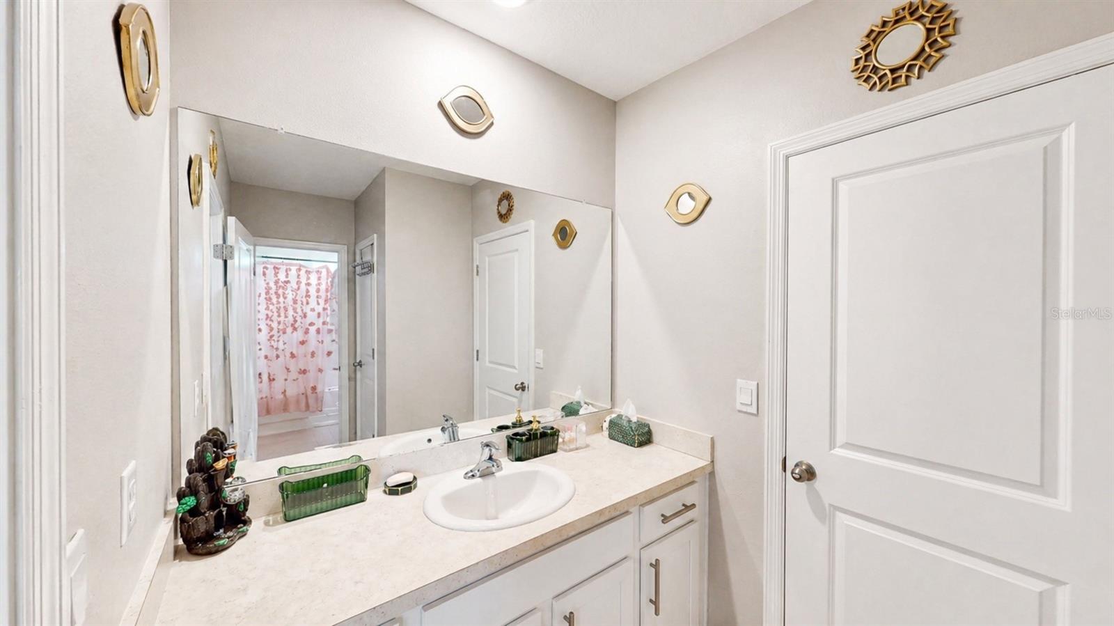 472 6TH AVE NW, RUSKIN, FL, 33570