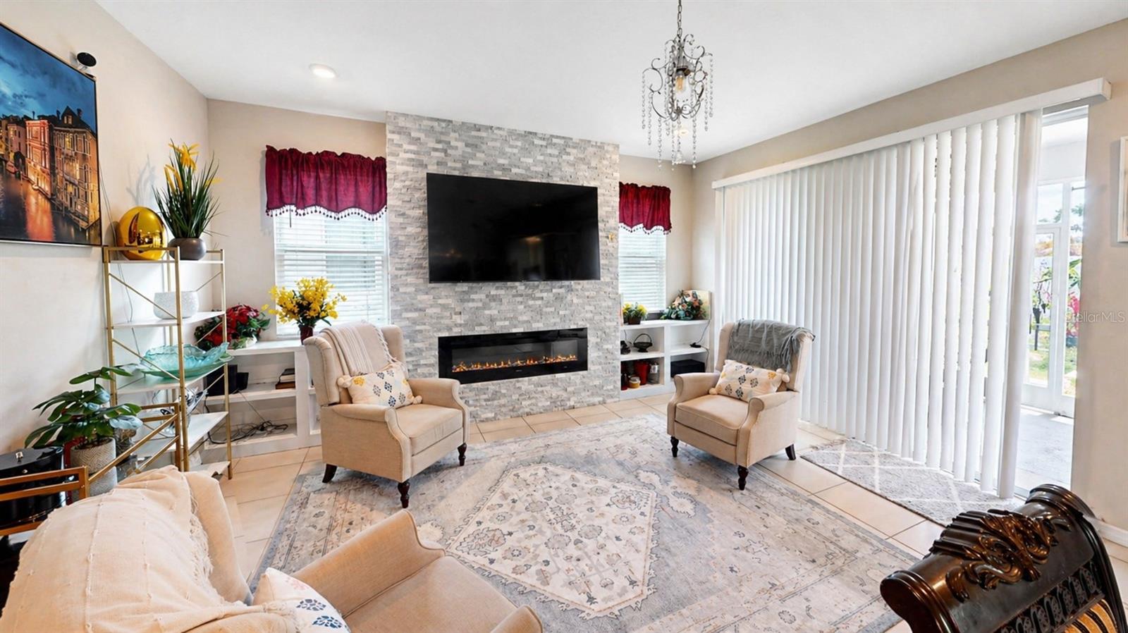 472 6TH AVE NW, RUSKIN, FL, 33570