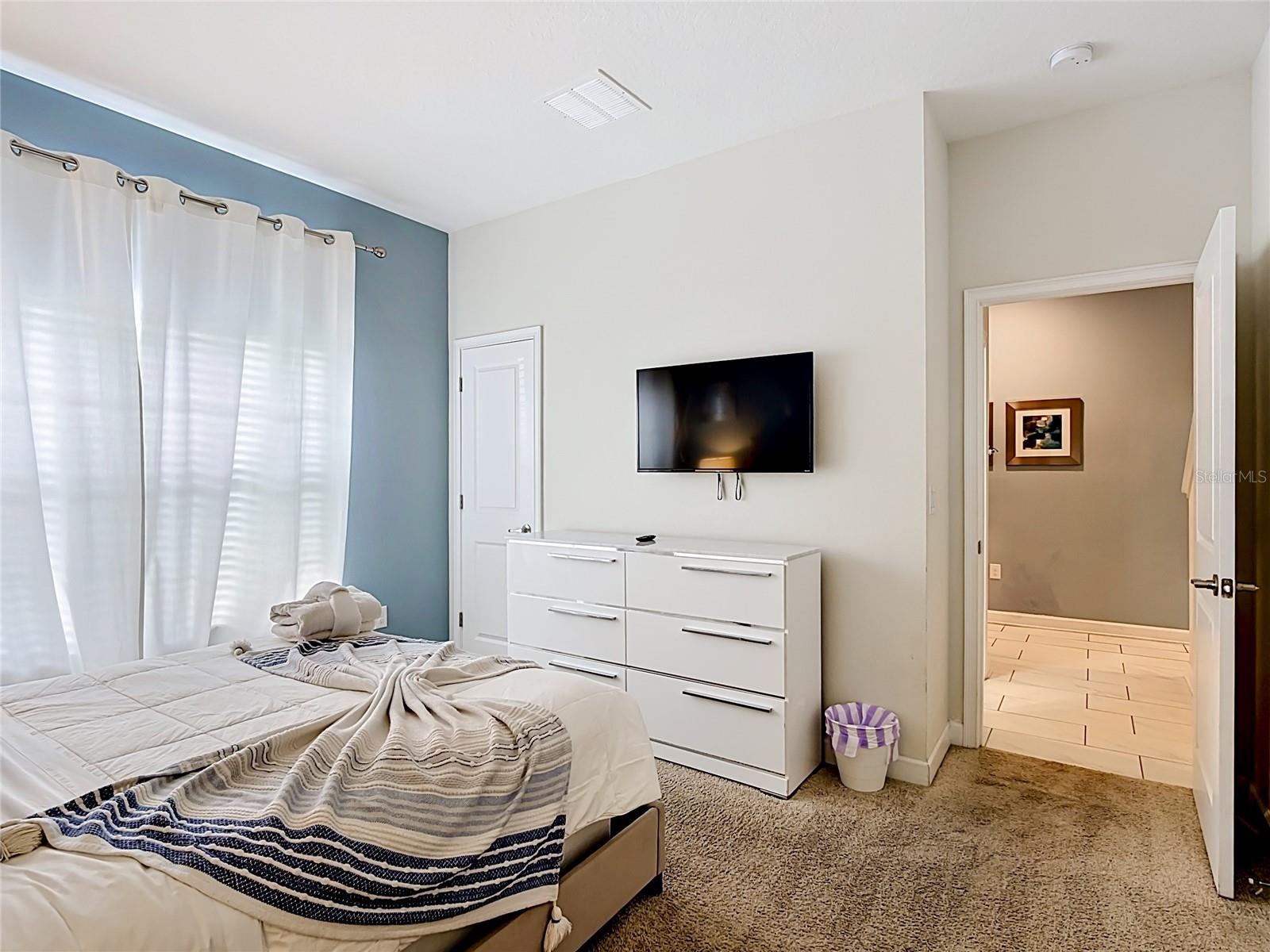 9077 DOGLEG DR, DAVENPORT, FL, 33896