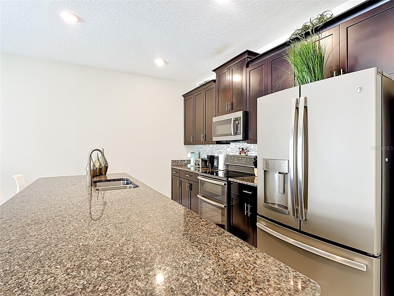 9077 DOGLEG DR, DAVENPORT, FL, 33896