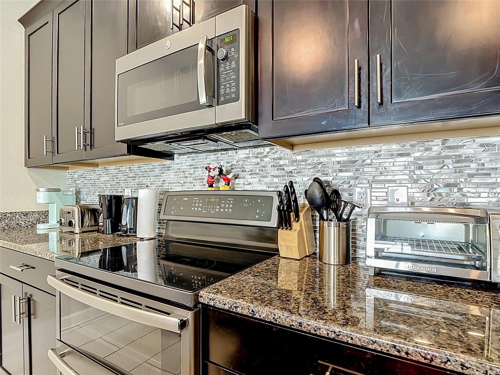 9077 DOGLEG DR, DAVENPORT, FL, 33896