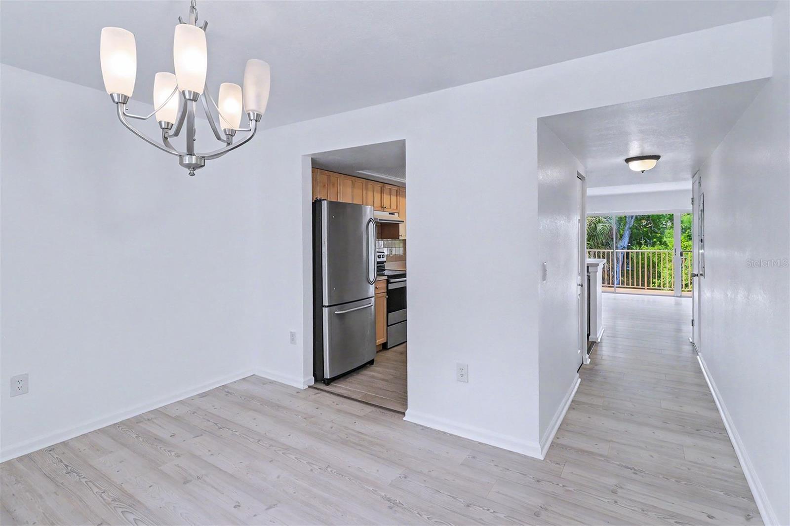 592 100TH AVE N #202, ST PETERSBURG, FL, 33702