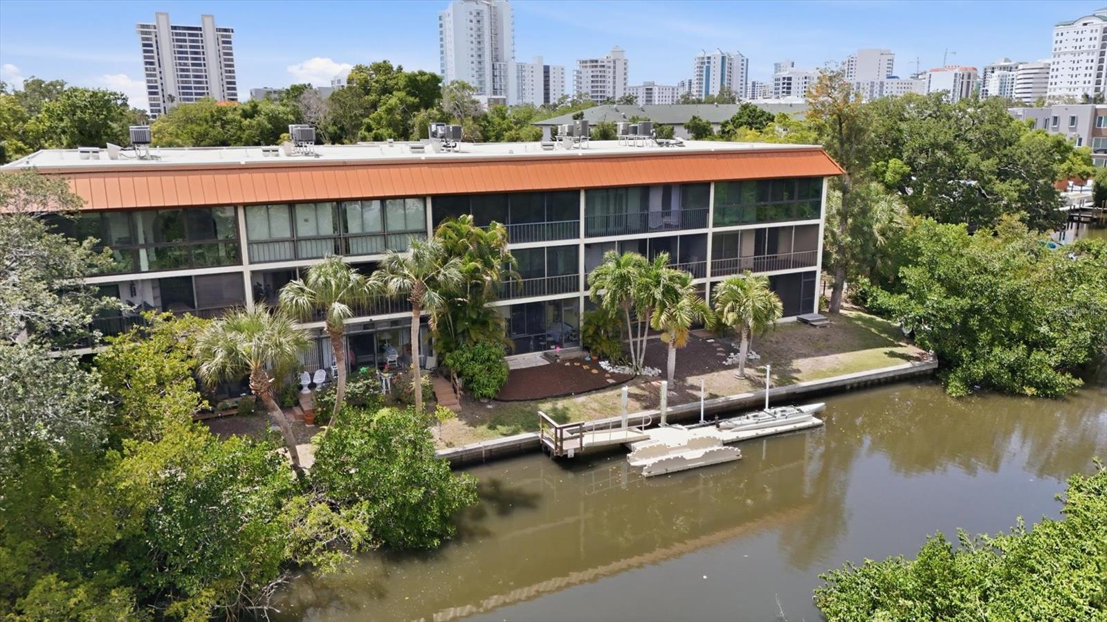 1650 PINE TREE LN #103, SARASOTA, FL, 34236