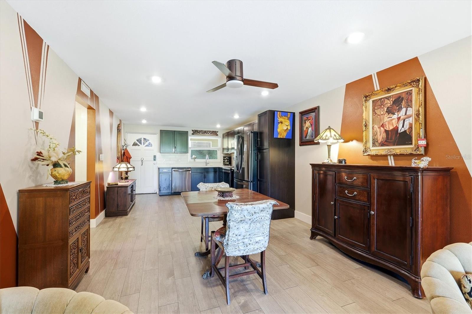 1650 PINE TREE LN #103, SARASOTA, FL, 34236