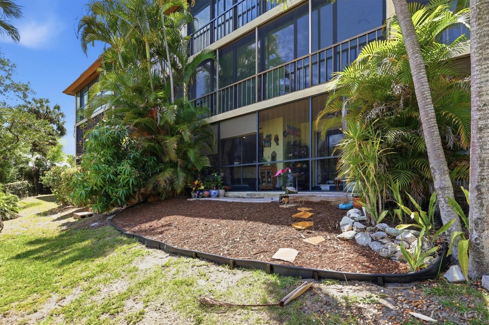 1650 PINE TREE LN #103, SARASOTA, FL, 34236