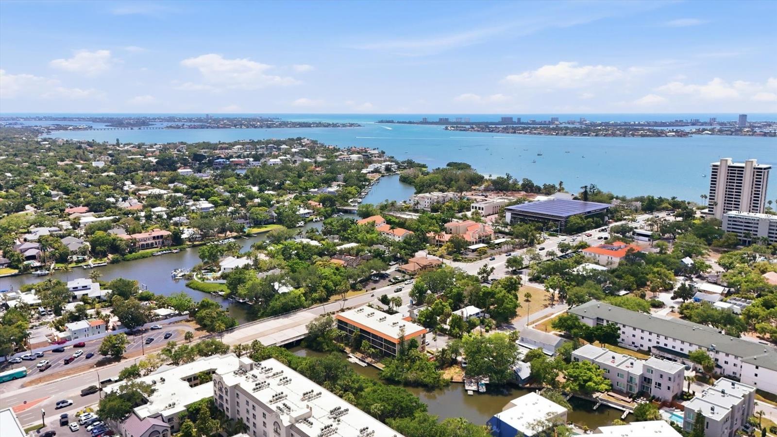 1650 PINE TREE LN #103, SARASOTA, FL, 34236