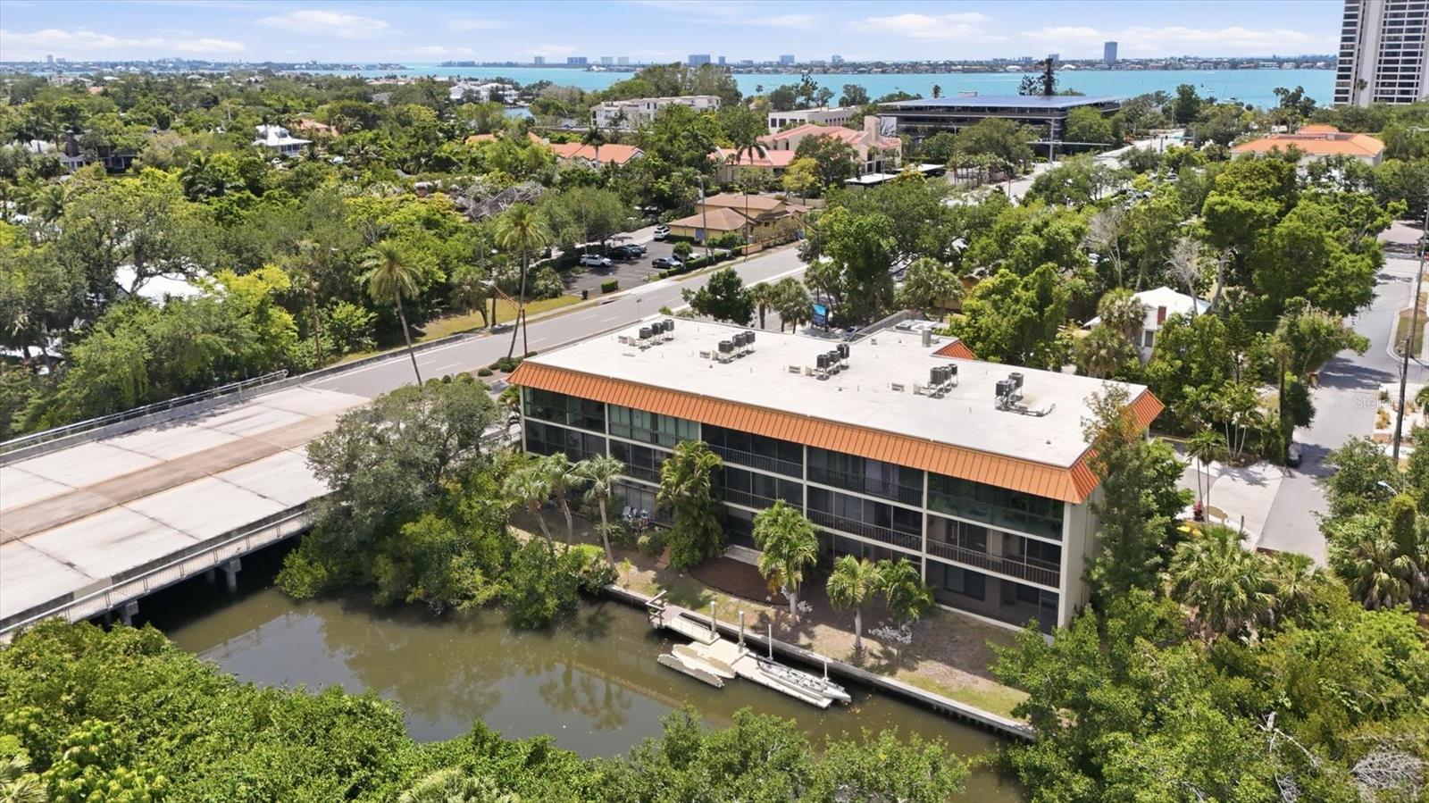 1650 PINE TREE LN #103, SARASOTA, FL, 34236