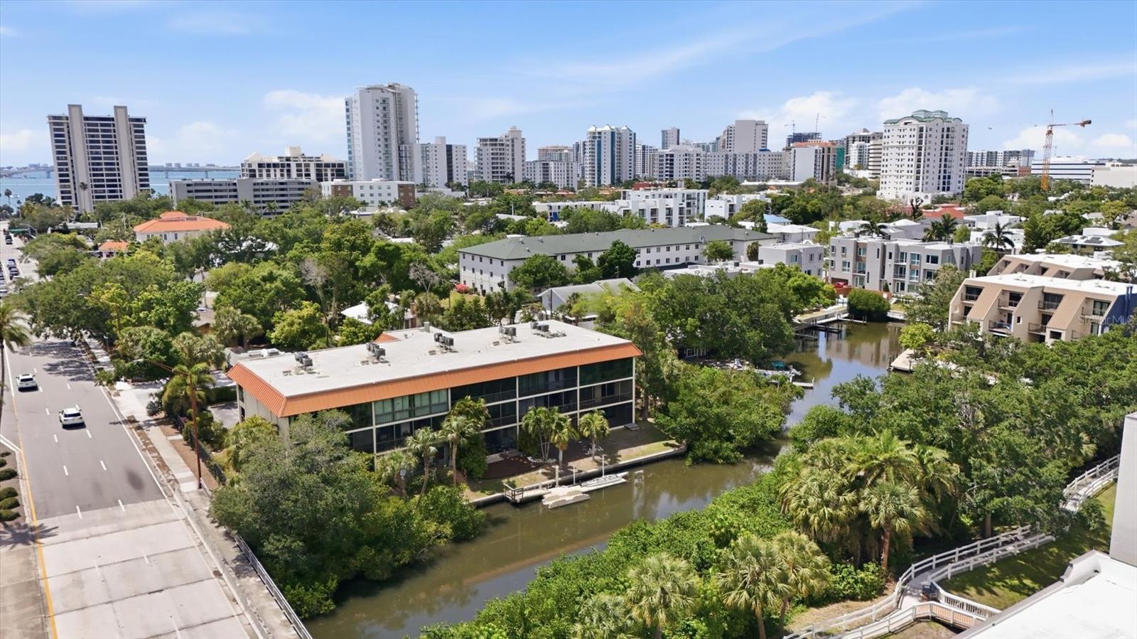 1650 PINE TREE LN #103, SARASOTA, FL, 34236