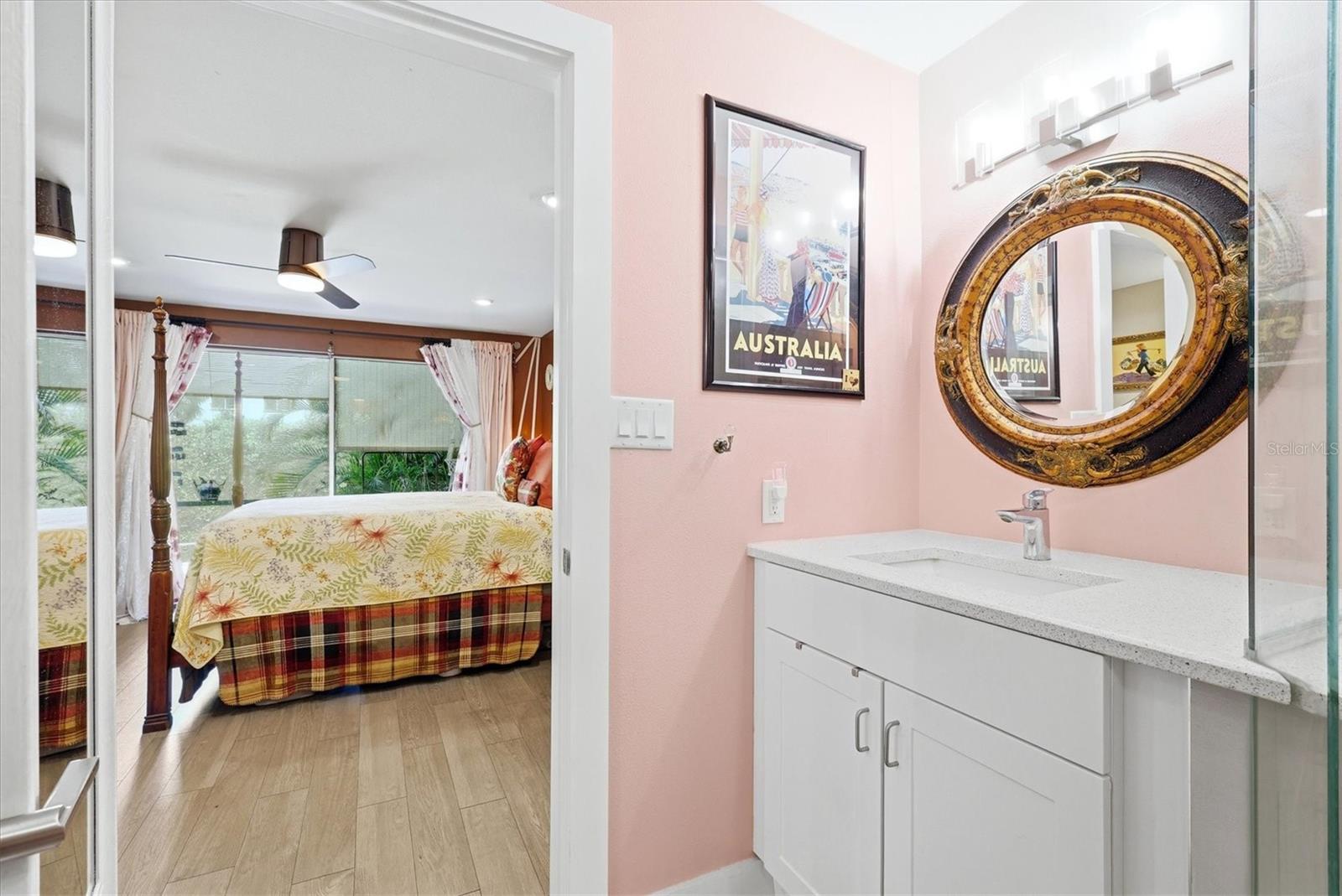1650 PINE TREE LN #103, SARASOTA, FL, 34236