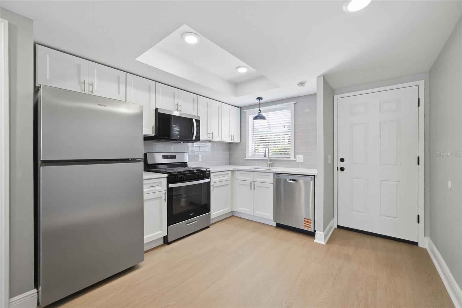 1819 SHORE DR S #103, SOUTH PASADENA, FL, 33707