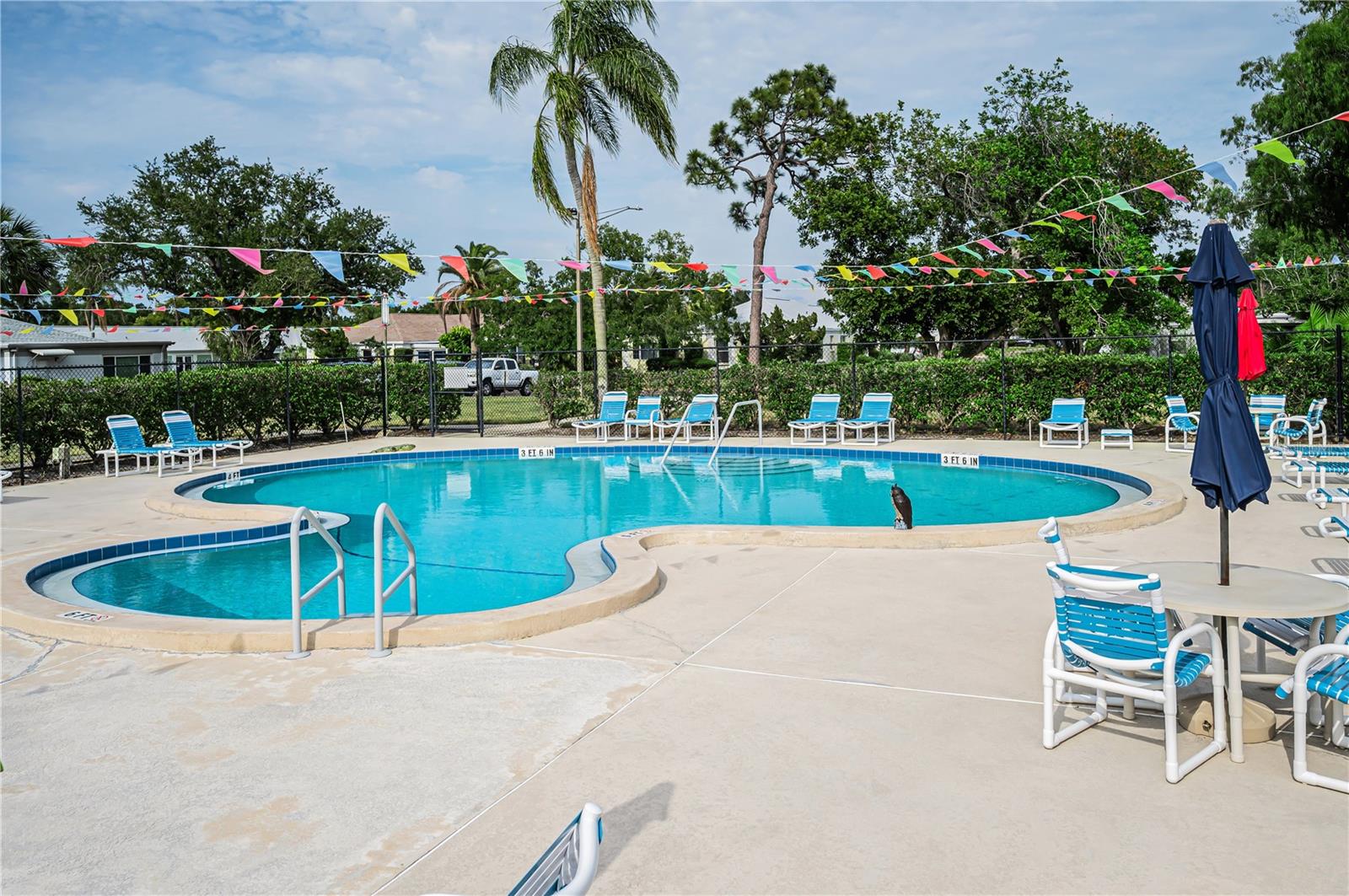 8082 ANNWOOD RD, SEMINOLE, FL, 33777