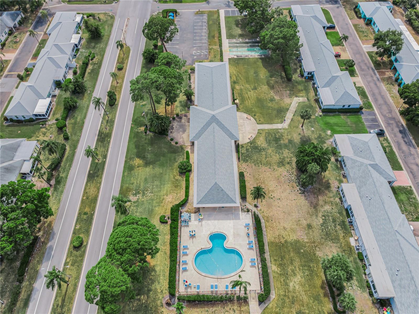 8082 ANNWOOD RD, SEMINOLE, FL, 33777