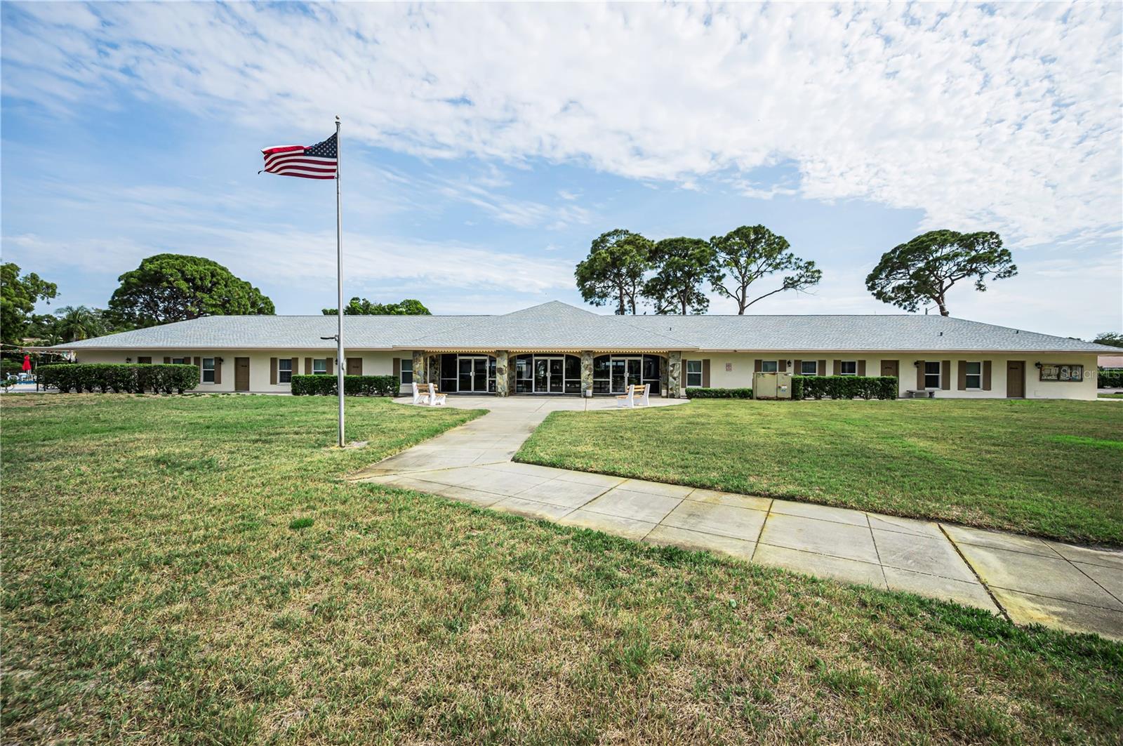 8082 ANNWOOD RD, SEMINOLE, FL, 33777