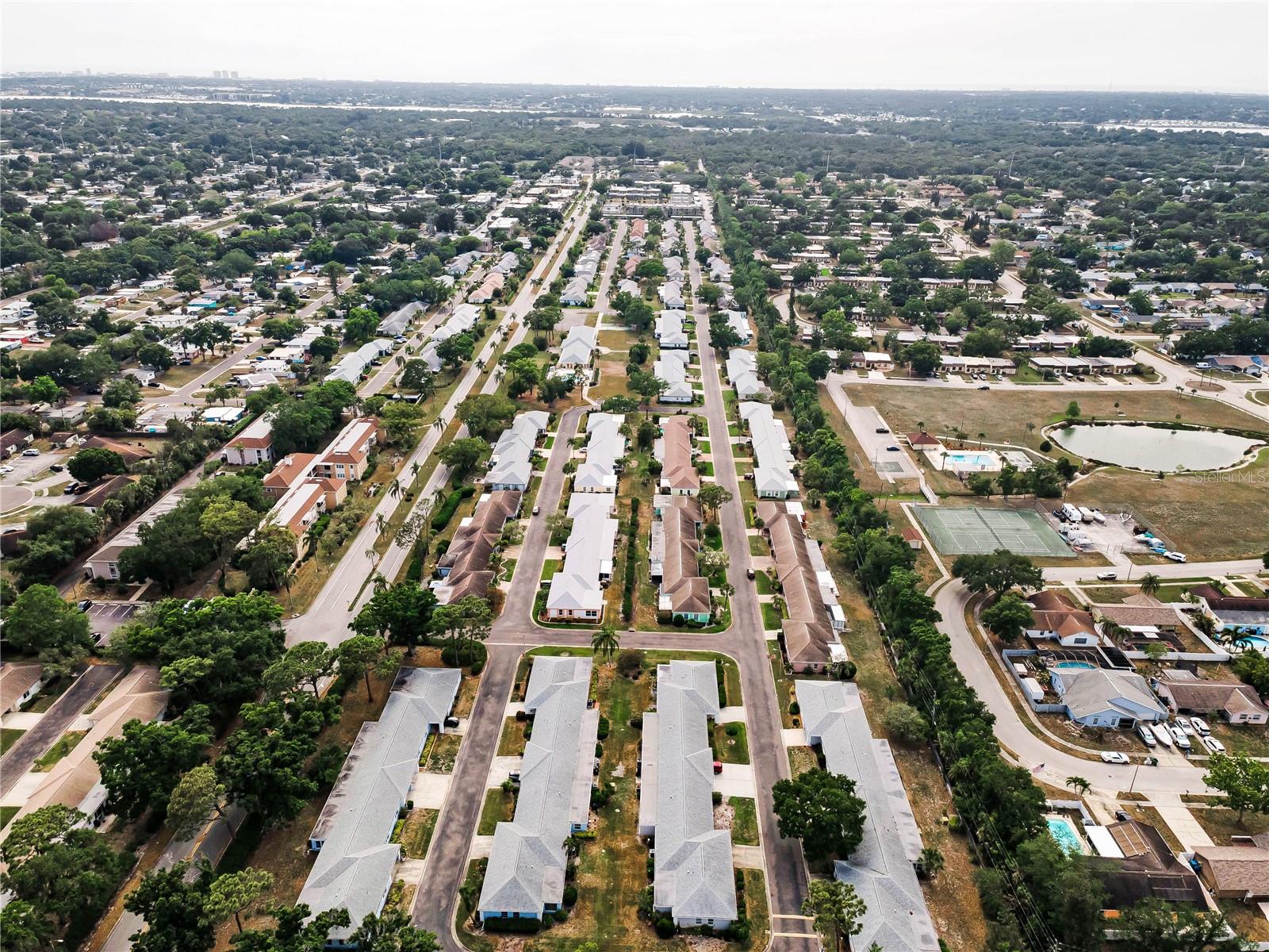 8082 ANNWOOD RD, SEMINOLE, FL, 33777