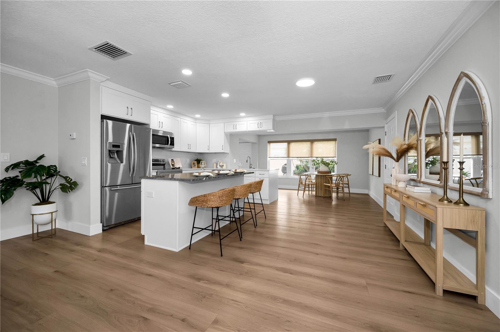 8082 ANNWOOD RD, SEMINOLE, FL, 33777