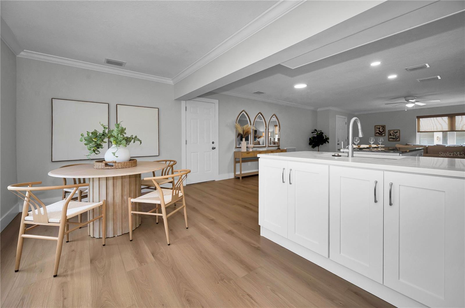 8082 ANNWOOD RD, SEMINOLE, FL, 33777