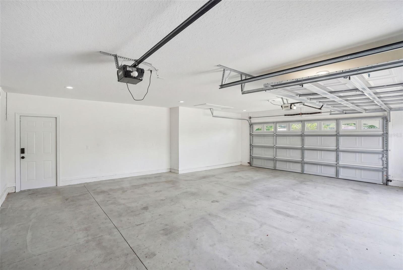 7279 BLACKBIRD AVE, WEEKI WACHEE, FL, 34613