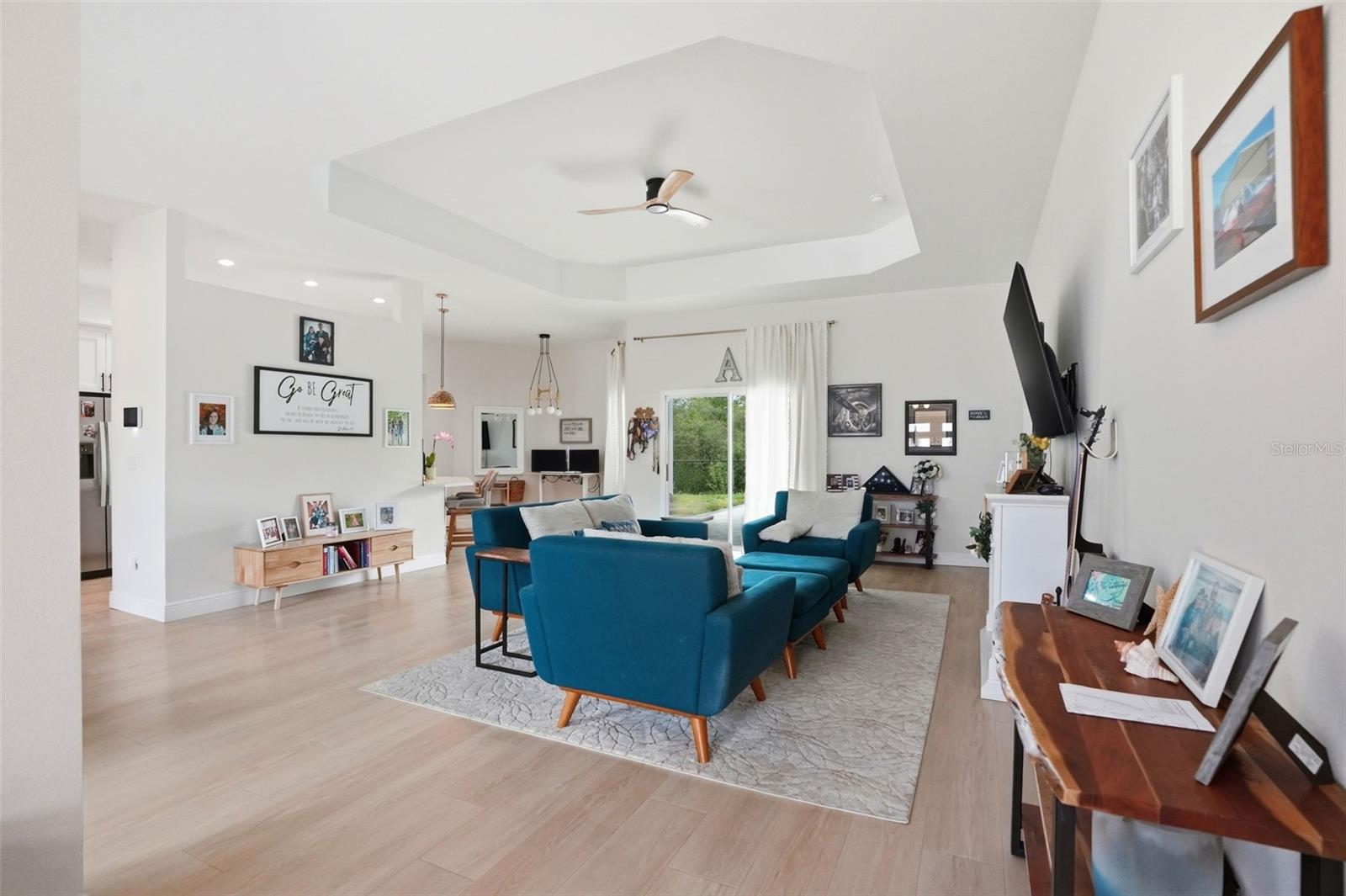 7279 BLACKBIRD AVE, WEEKI WACHEE, FL, 34613