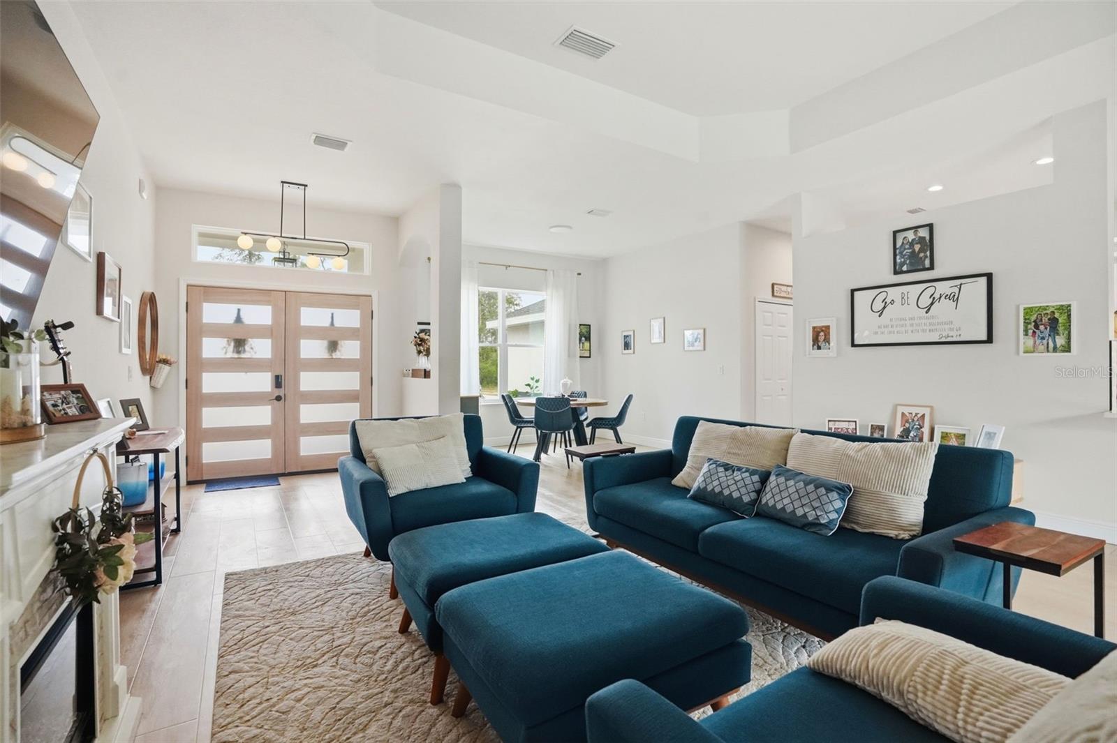 7279 BLACKBIRD AVE, WEEKI WACHEE, FL, 34613