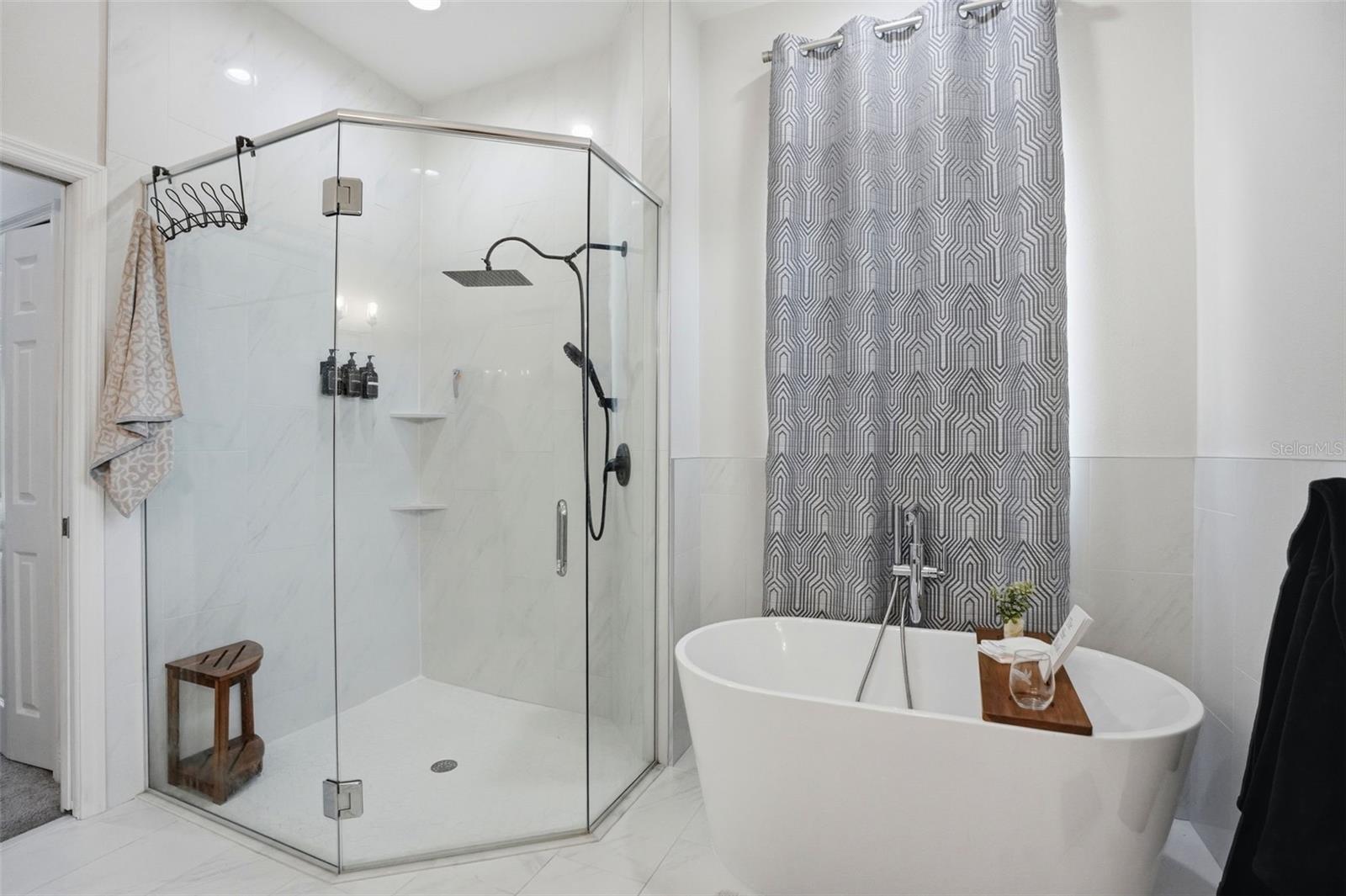 7279 BLACKBIRD AVE, WEEKI WACHEE, FL, 34613