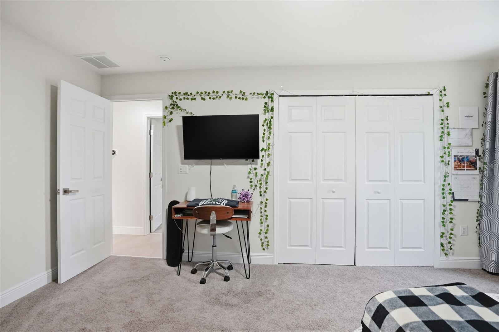 7279 BLACKBIRD AVE, WEEKI WACHEE, FL, 34613